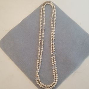 Monet necklace Elegant Beaded Pearls